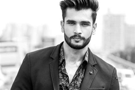 Top 10 Indian male fashion models 